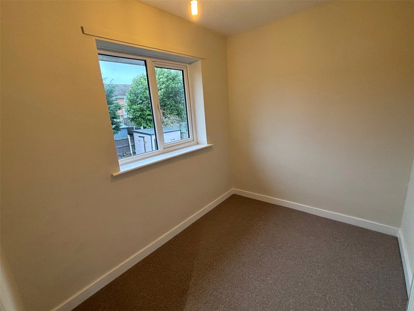 Walker Crescent, St. Georges, Telford, TF2 - DB Roberts