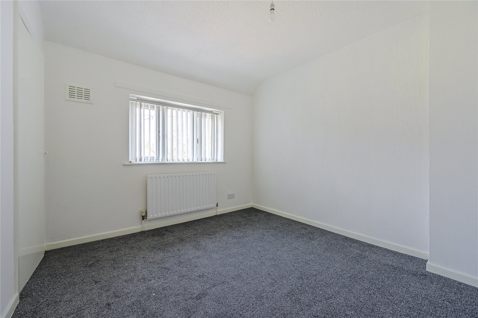 Hawkley Road, Deansfield, Wolverhampton, WV1 - DB Roberts