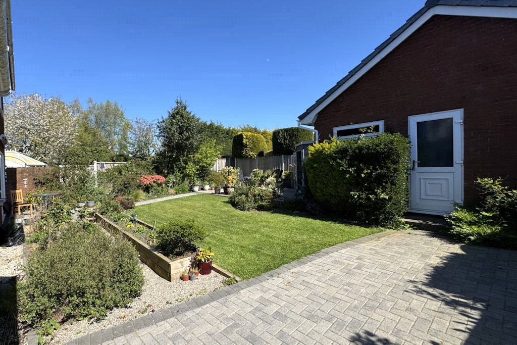 Meadow Close, Gnosall, Stafford, ST20 - DB Roberts