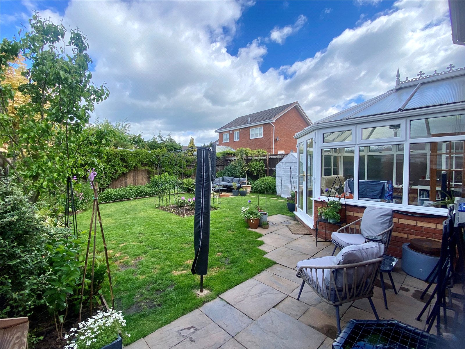 Gainsborough Way, Shawbirch, Telford, TF5 - DB Roberts