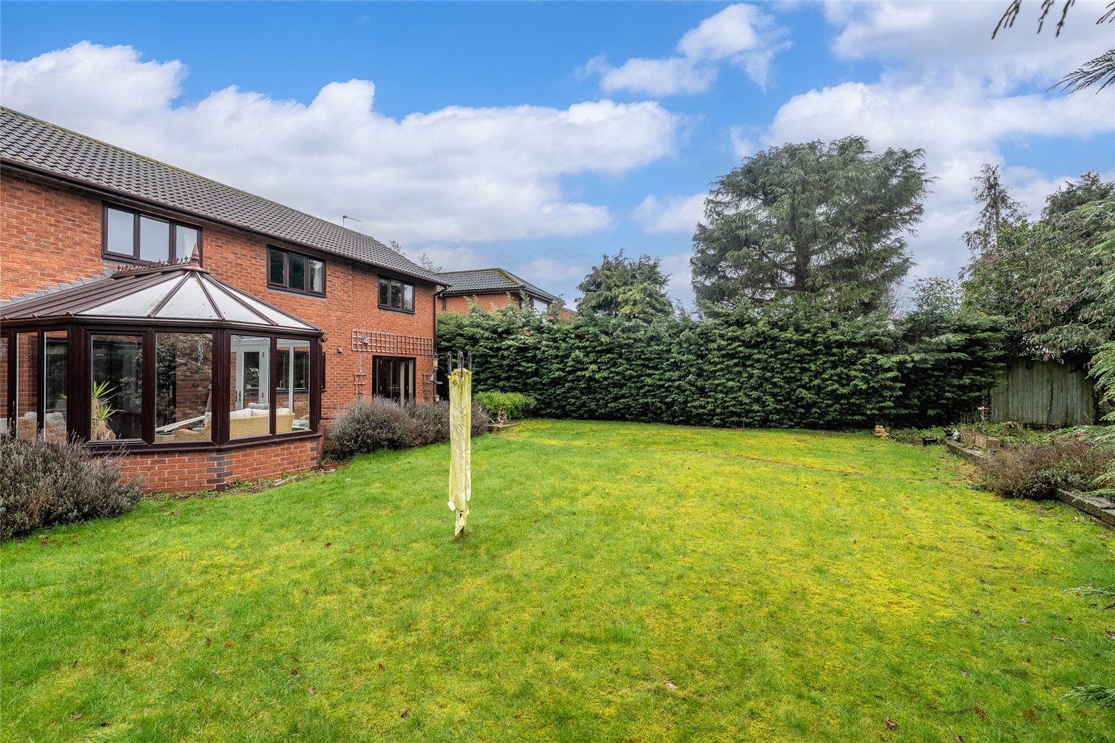 Harrington Heath, Shawbirch, Telford, TF5 - DB Roberts