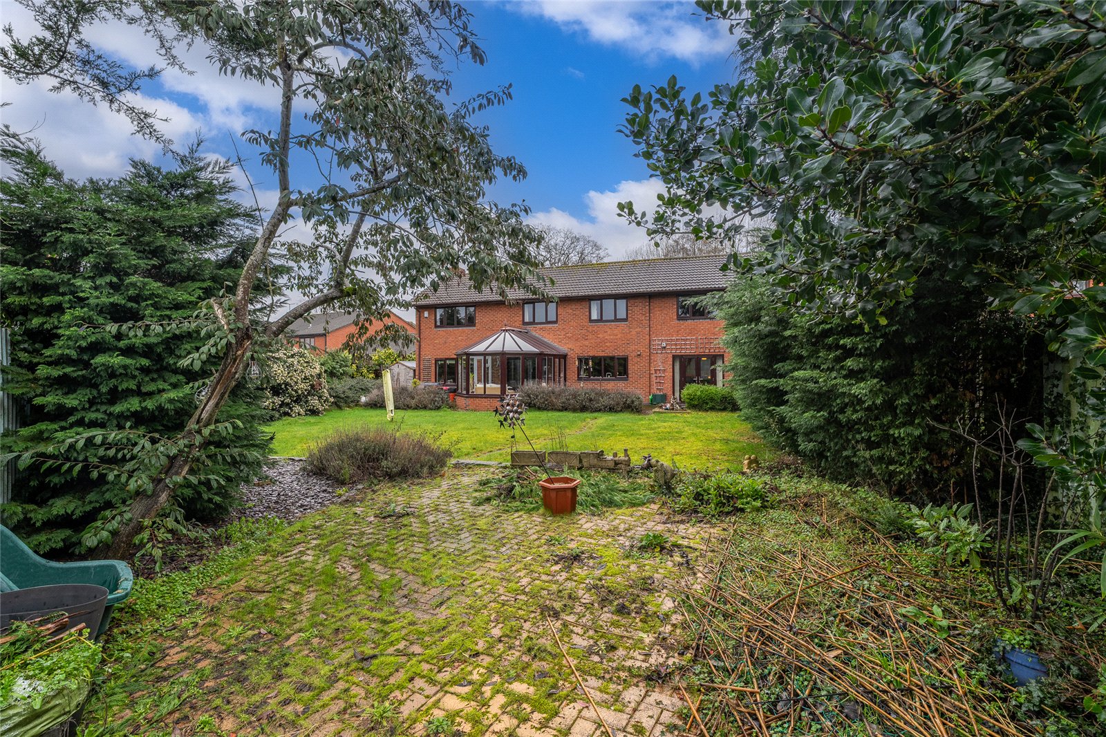 Harrington Heath, Shawbirch, Telford, TF5 - DB Roberts