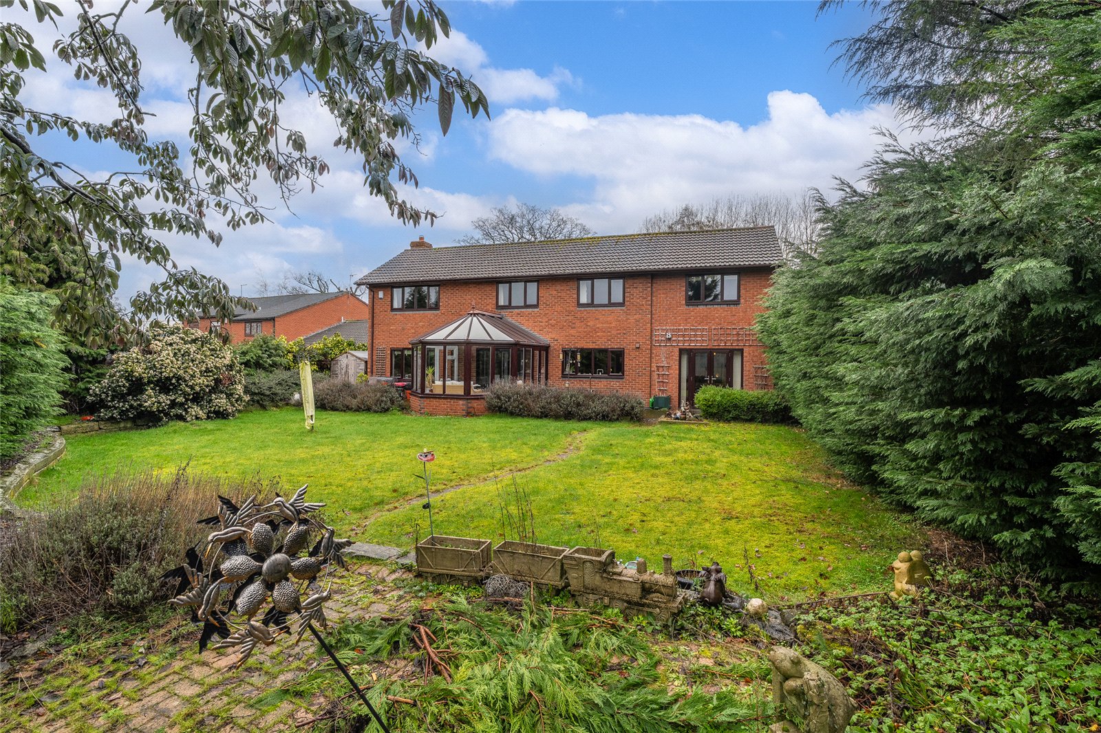 Harrington Heath, Shawbirch, Telford, TF5 - DB Roberts