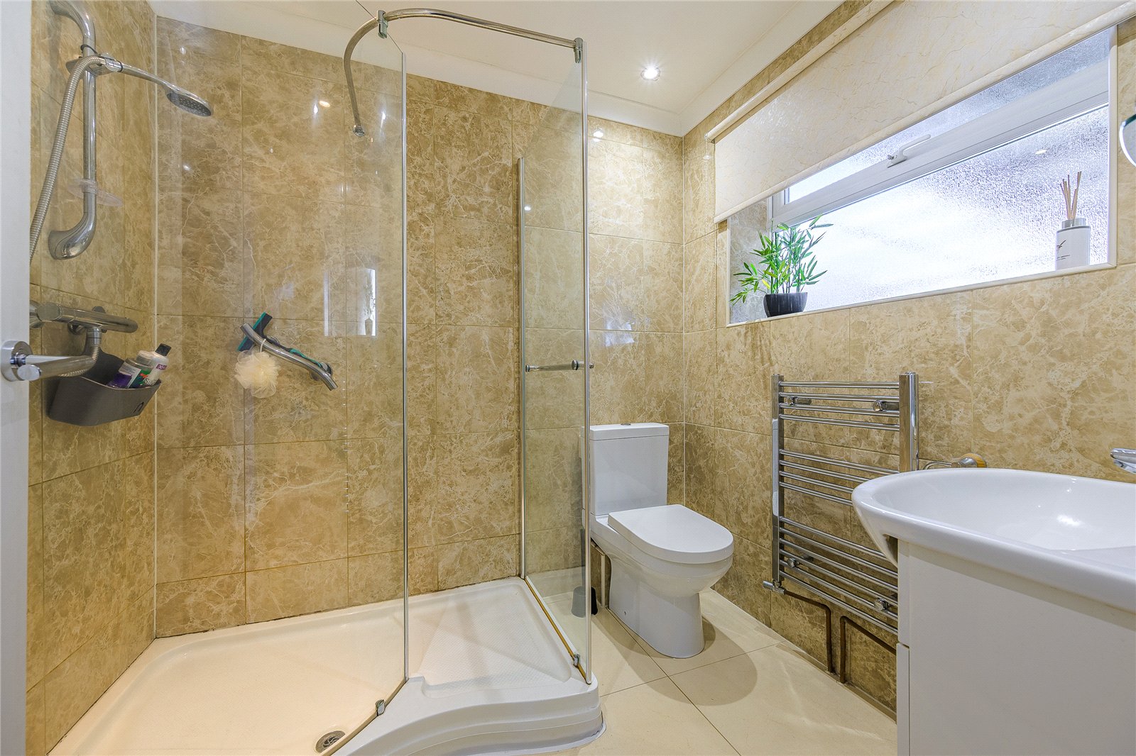 Ash Lea Drive, Donnington, Telford, TF2 - DB Roberts