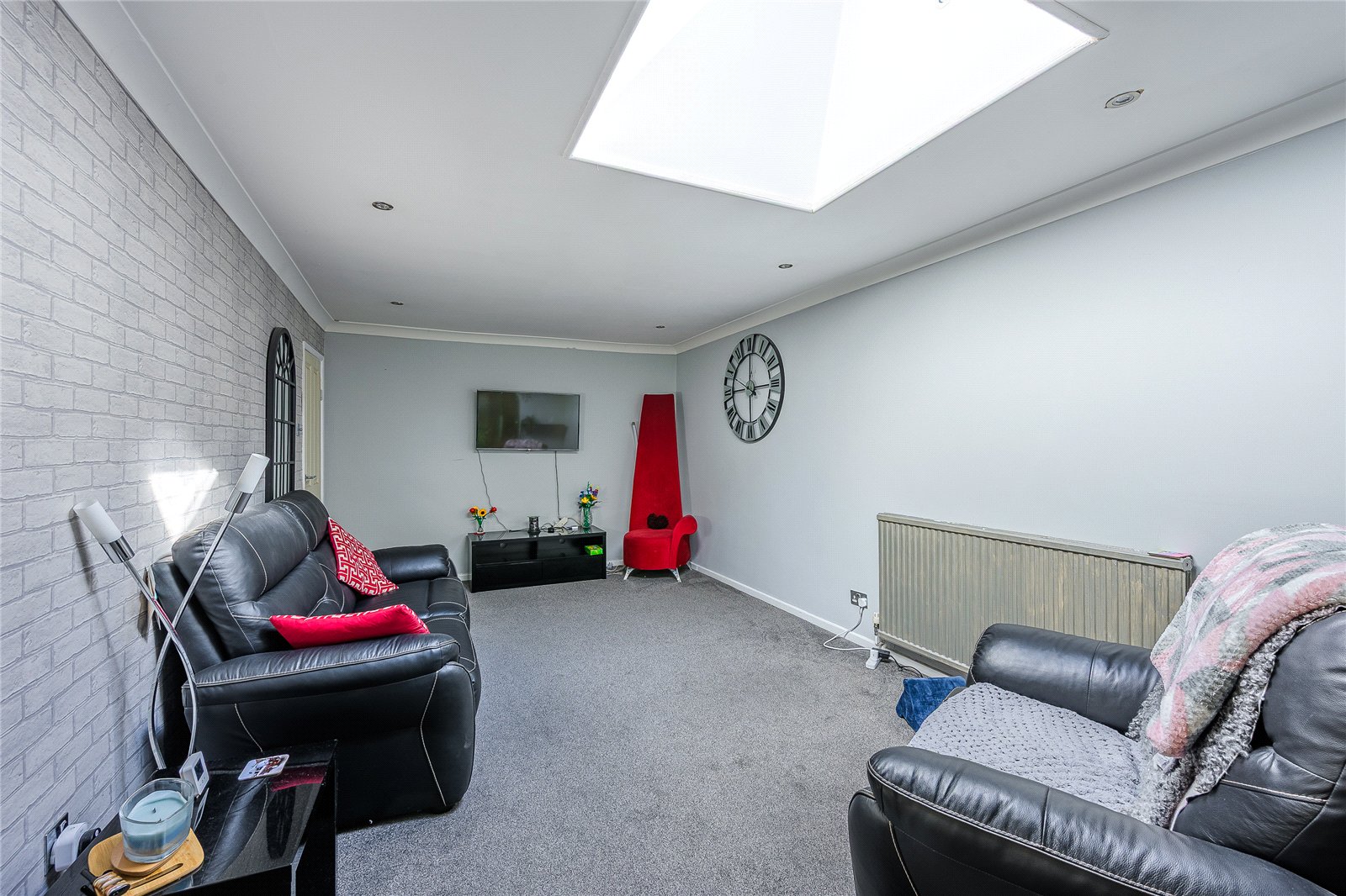 Ash Lea Drive, Donnington, Telford, TF2 - DB Roberts