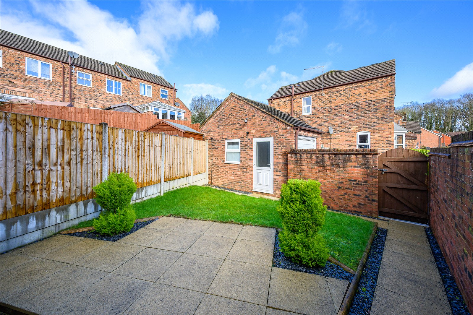 Fieldfare Way, Aqueduct, Telford, TF4 - DB Roberts