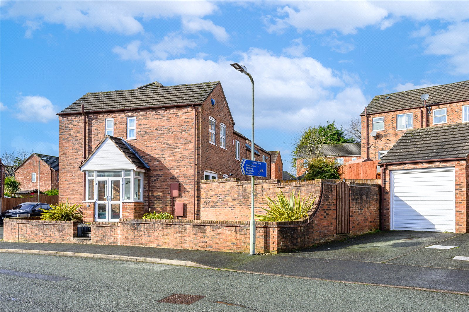 Fieldfare Way, Aqueduct, Telford, TF4 - DB Roberts