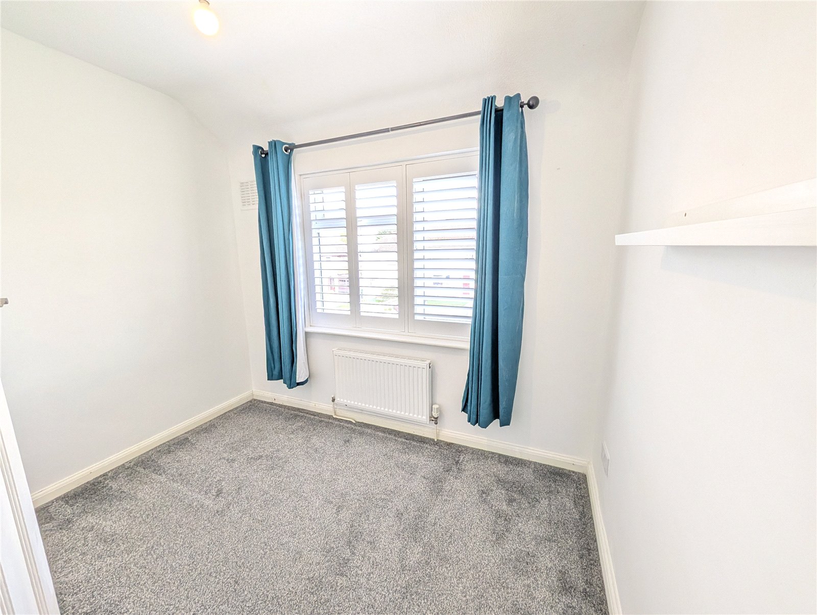 St. Cuthberts Crescent, Albrighton, Wolverhampton, WV7 - DB Roberts