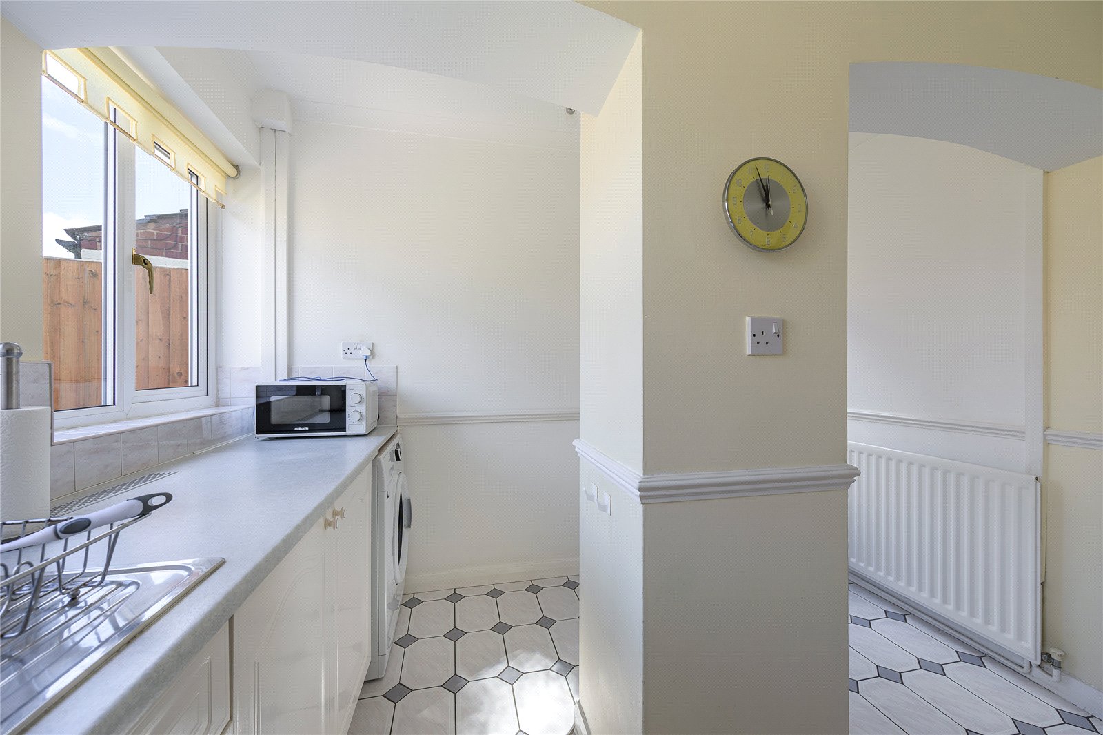 Madeira Avenue, Codsall, Wolverhampton, WV8 - DB Roberts