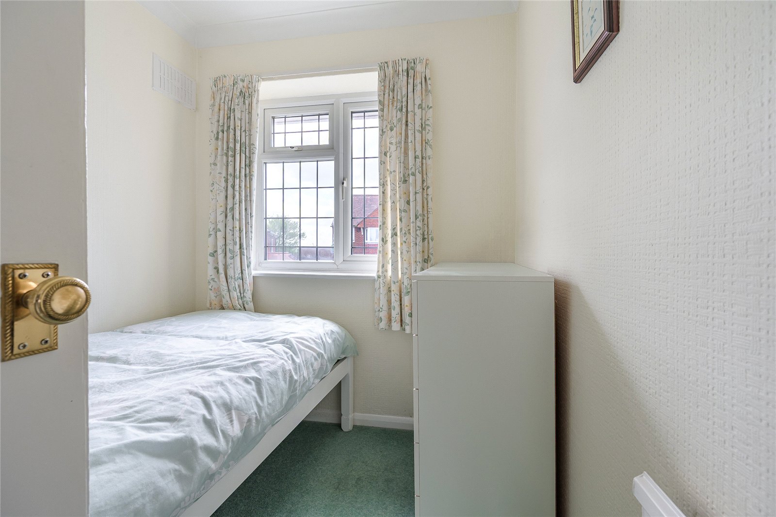 Madeira Avenue, Codsall, Wolverhampton, WV8 - DB Roberts