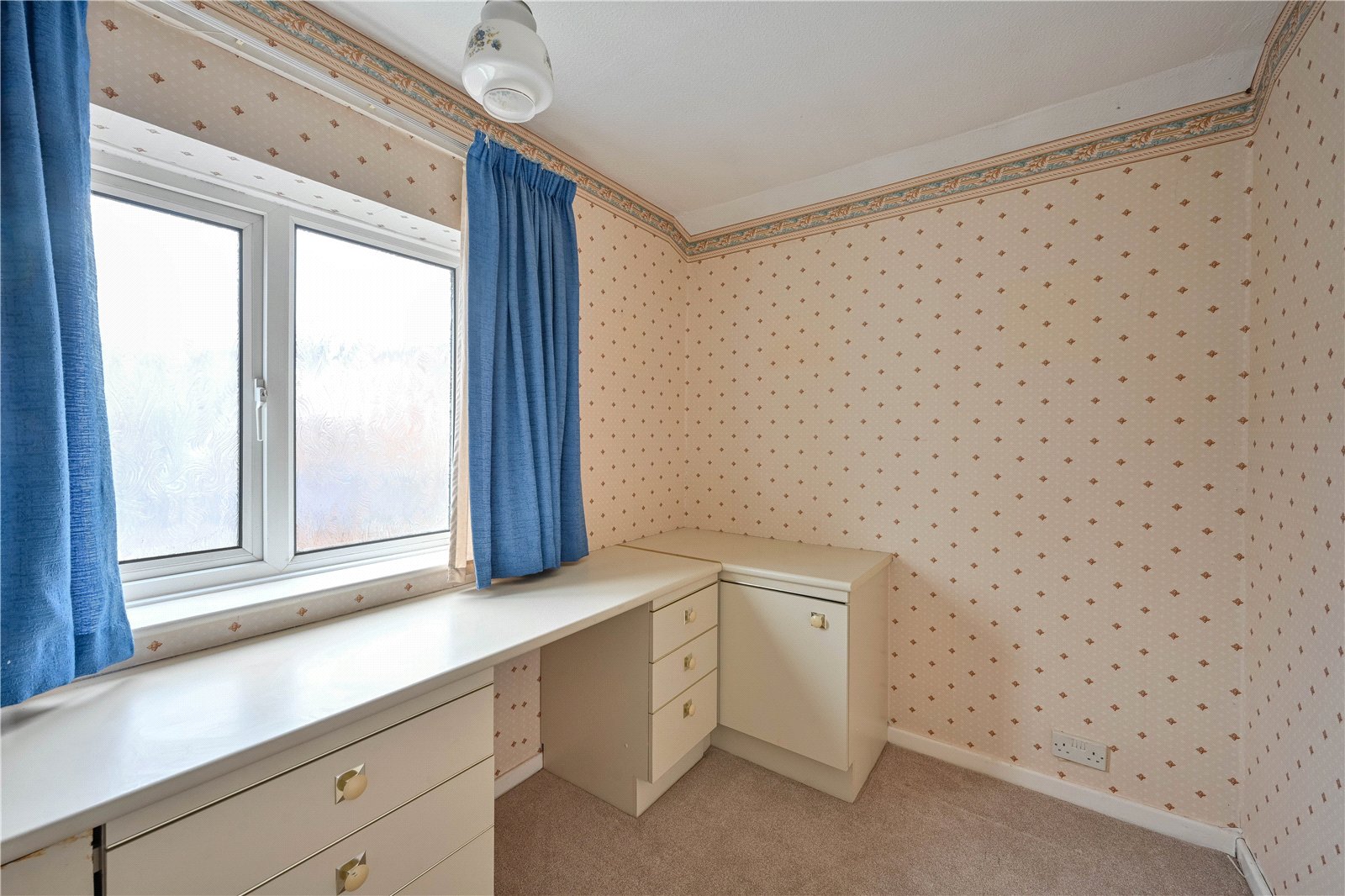 Farmdown Road, Baswich, Stafford, ST17 - DB Roberts