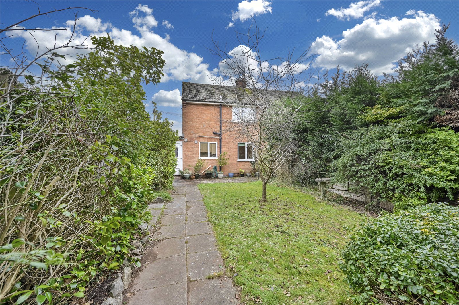 Farmdown Road, Baswich, Stafford, ST17 - DB Roberts