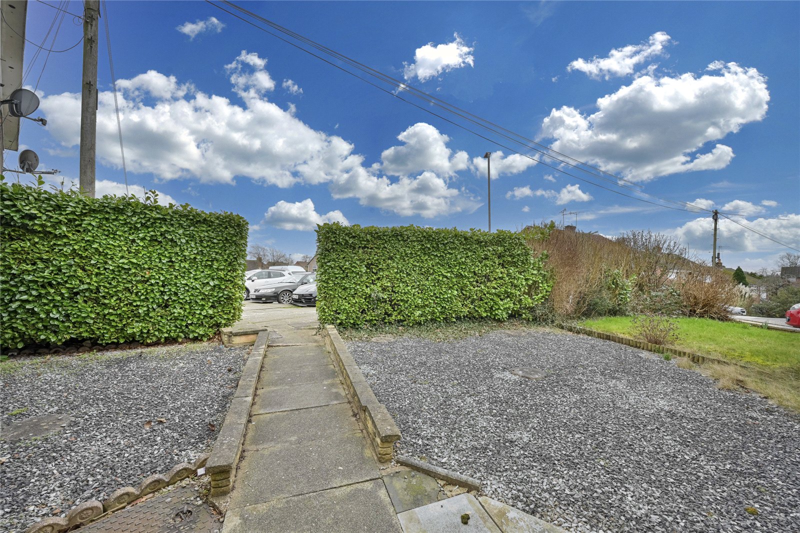 Farmdown Road, Baswich, Stafford, ST17 - DB Roberts