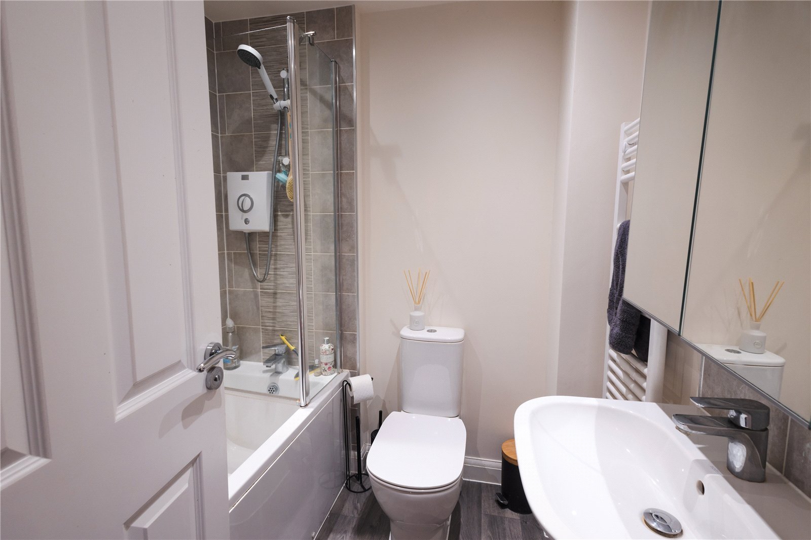 Jackson Drive, Doseley, Telford, TF4 - DB Roberts