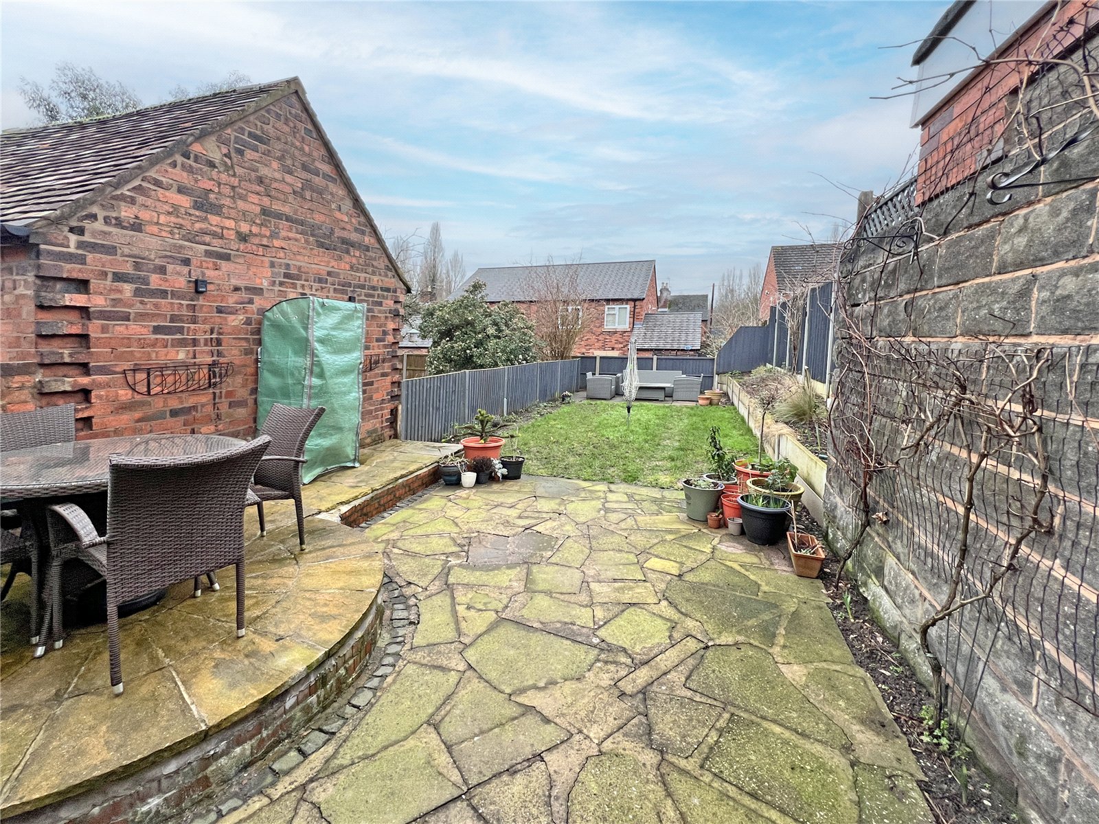 Slaney Street, Oakengates, Telford, TF2 - DB Roberts