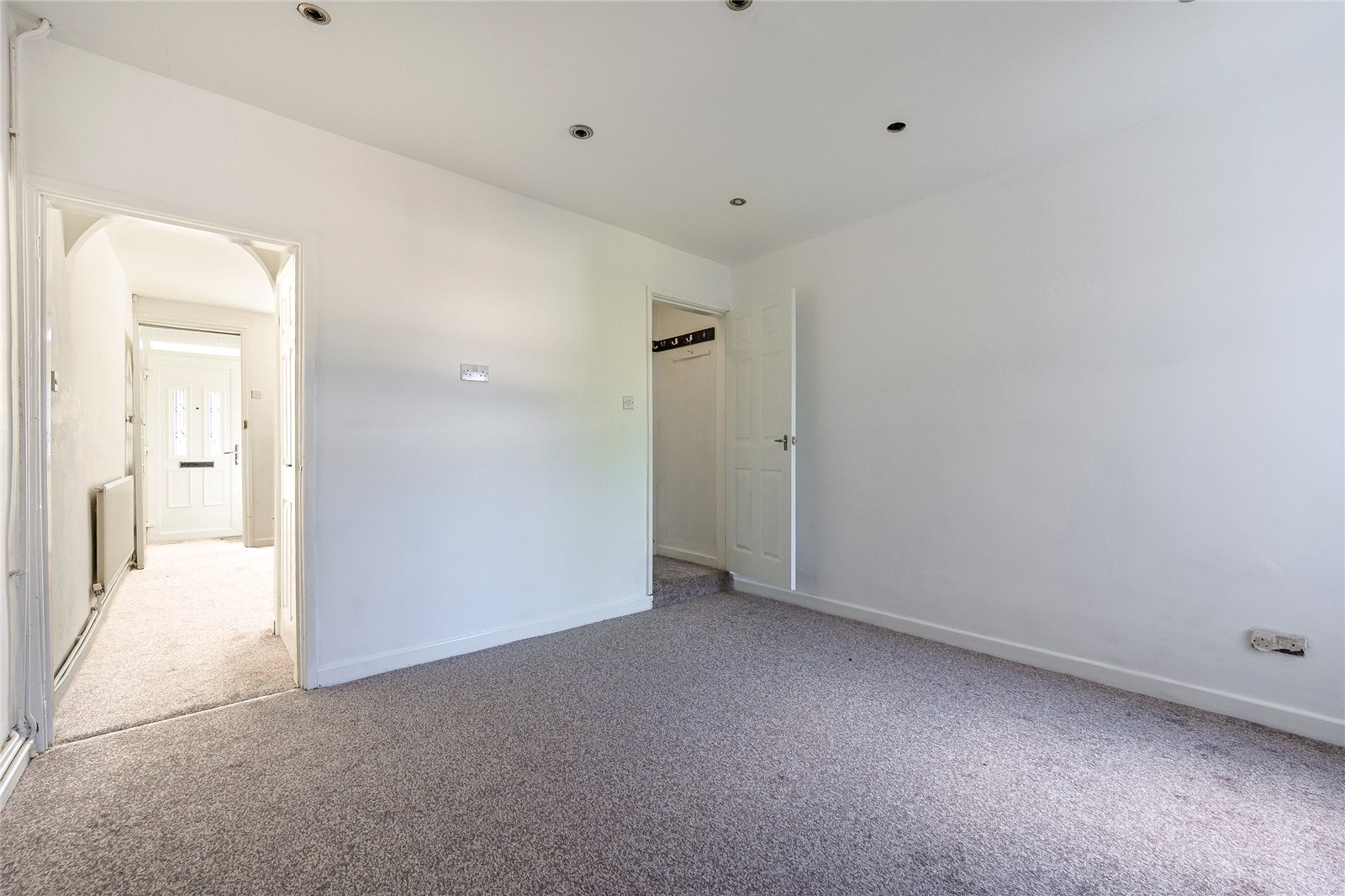 Bamford Road, Pennfields, Wolverhampton, WV3 - DB Roberts