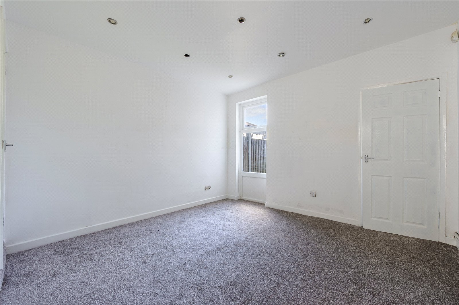 Bamford Road, Pennfields, Wolverhampton, WV3 - DB Roberts