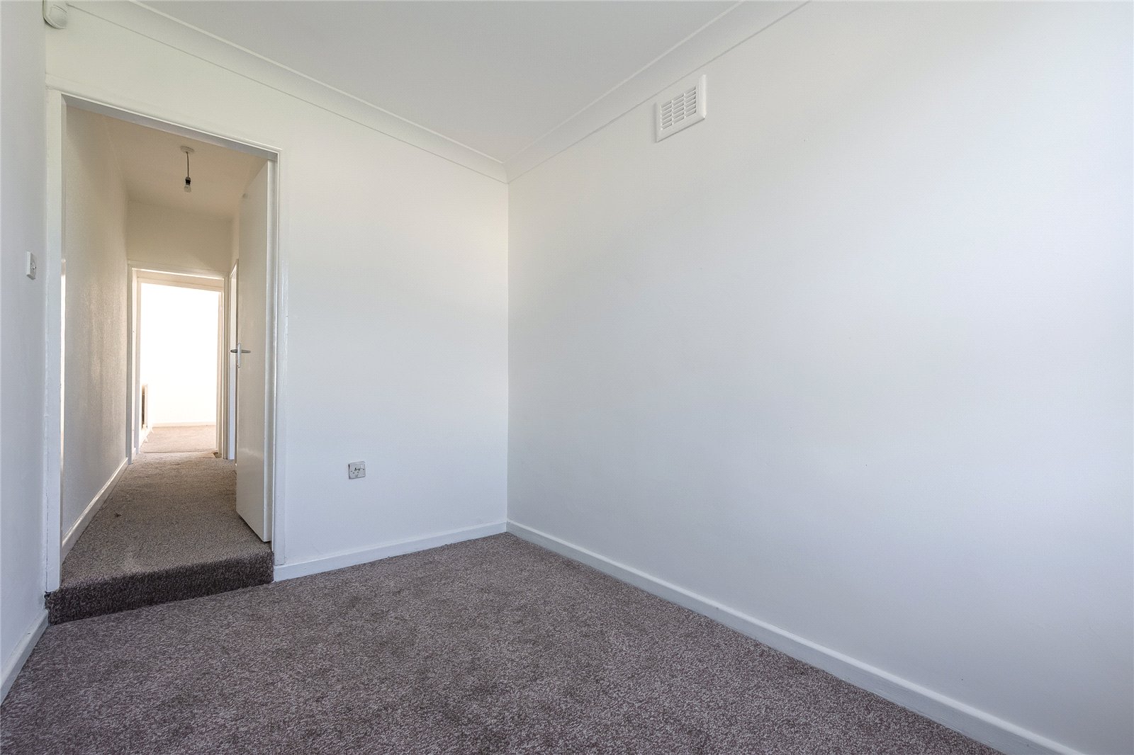 Bamford Road, Pennfields, Wolverhampton, WV3 - DB Roberts