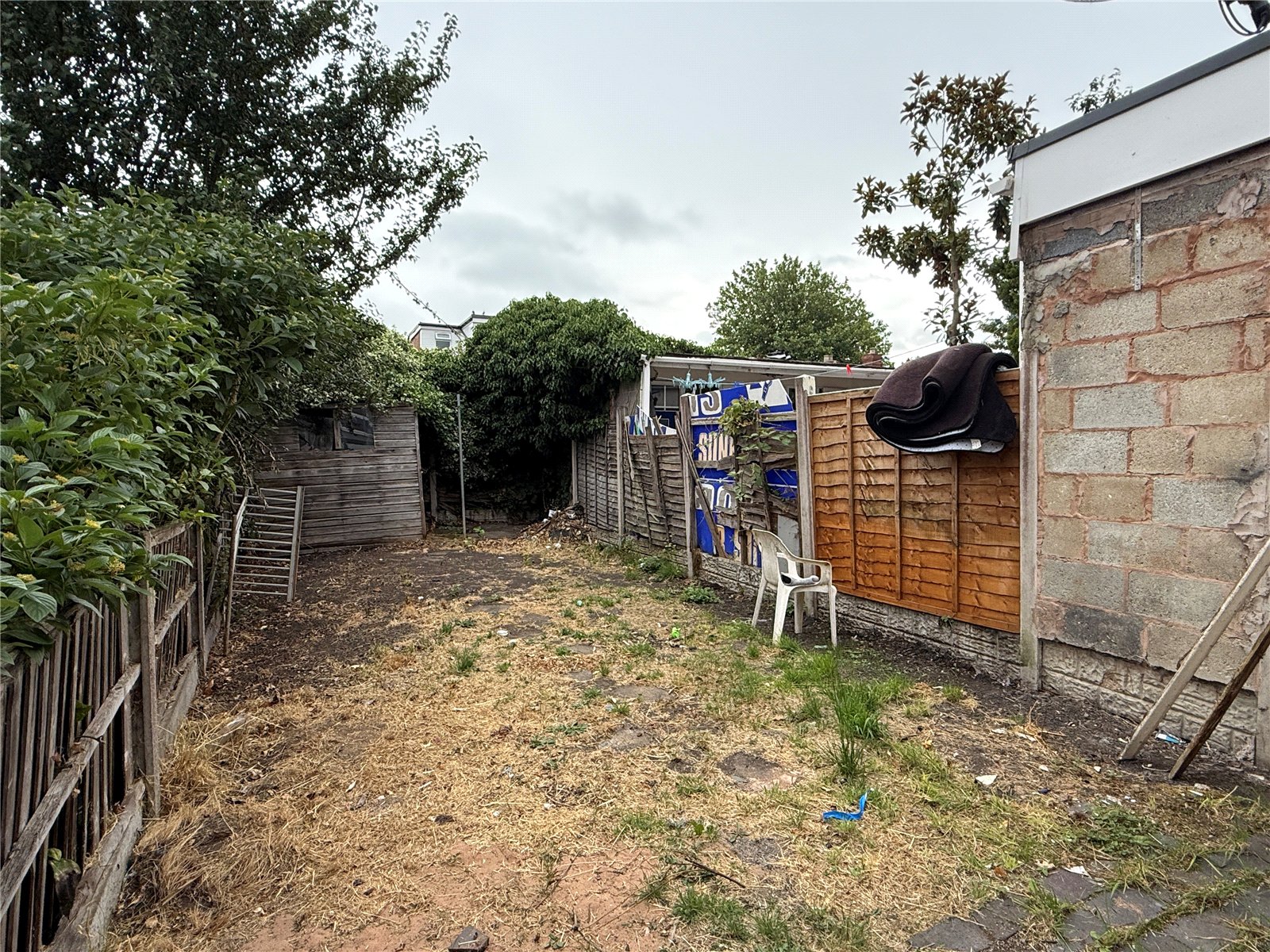 Bamford Road, Pennfields, Wolverhampton, WV3 - DB Roberts