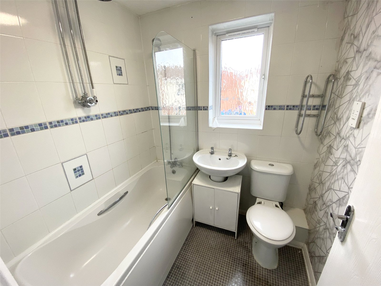 Garbett Road, Telford, Shropshire, TF4 - DB Roberts