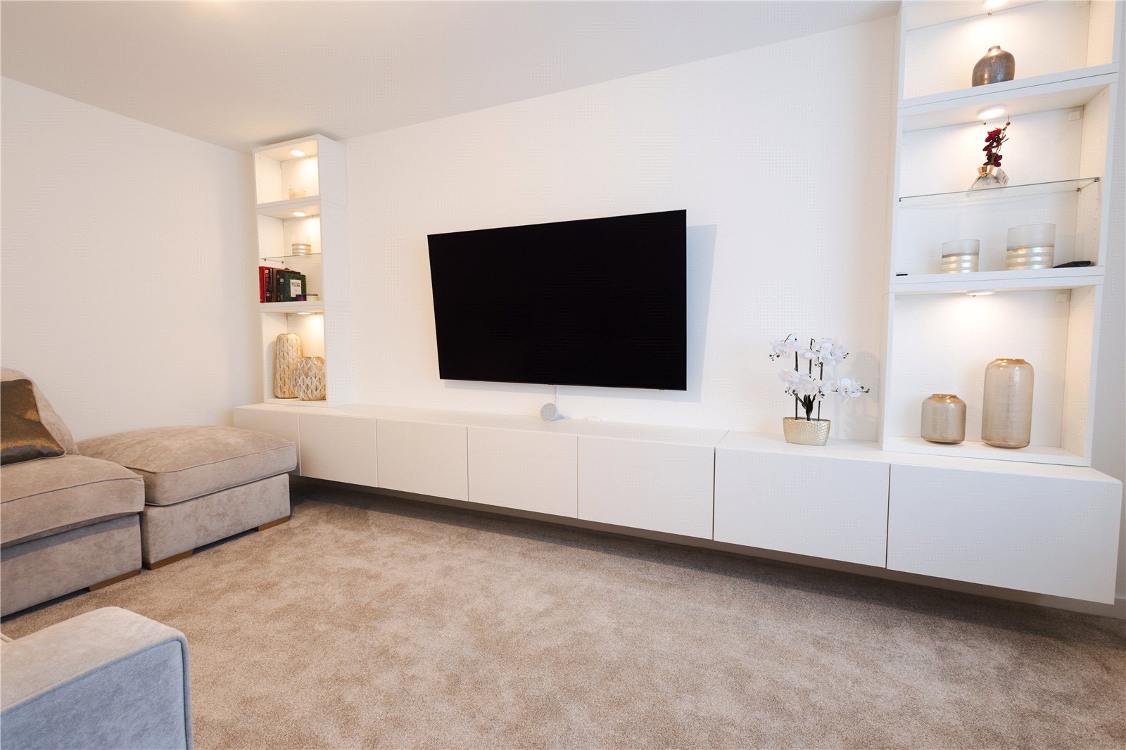 John Rushton Drive, Priorslee, Telford, TF2 - DB Roberts