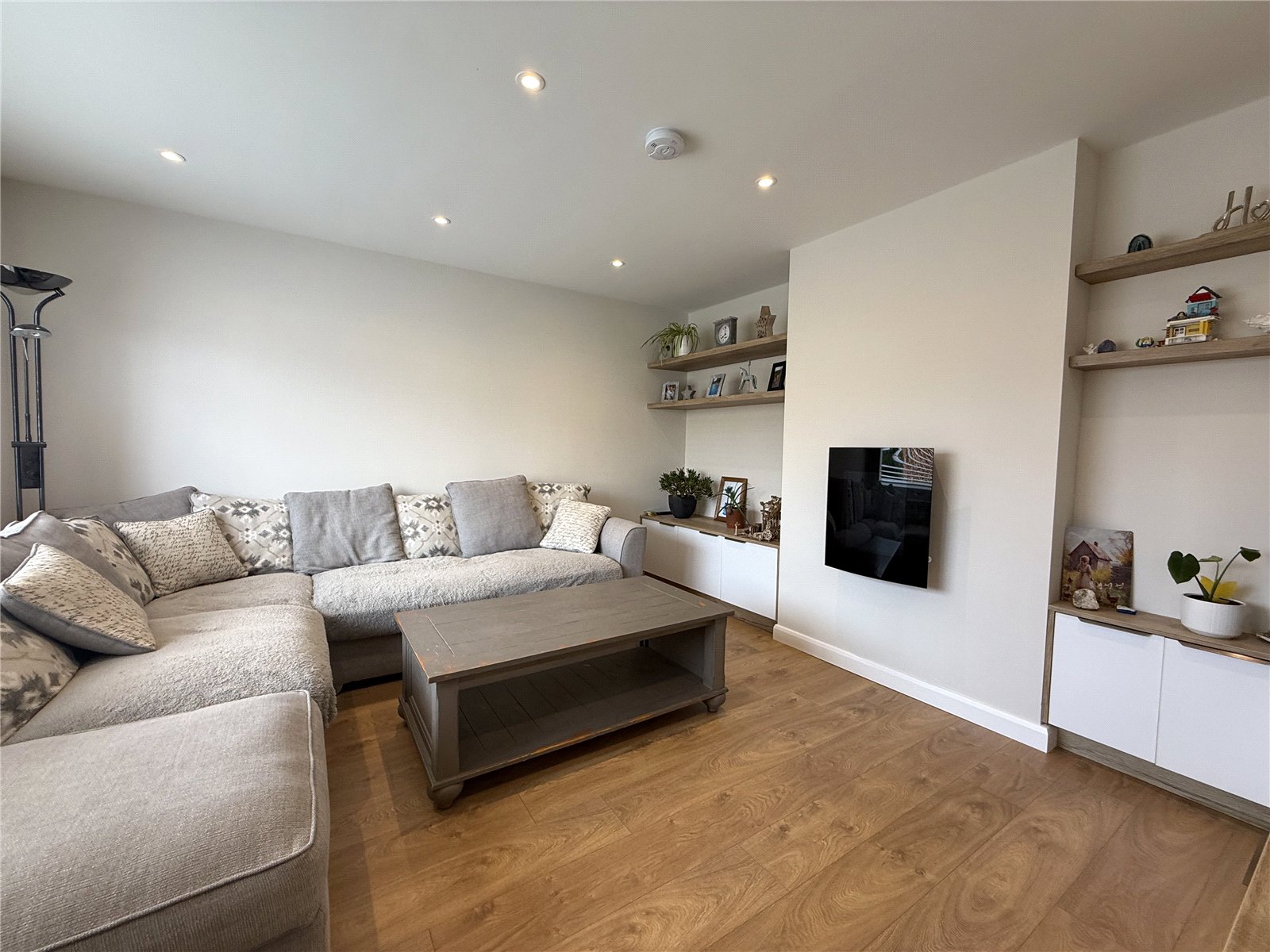 Morville Road, Heath Farm, Shrewsbury, SY1 - DB Roberts