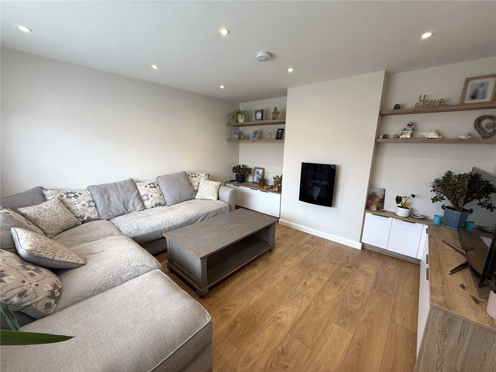 Morville Road, Heath Farm, Shrewsbury, SY1 - DB Roberts