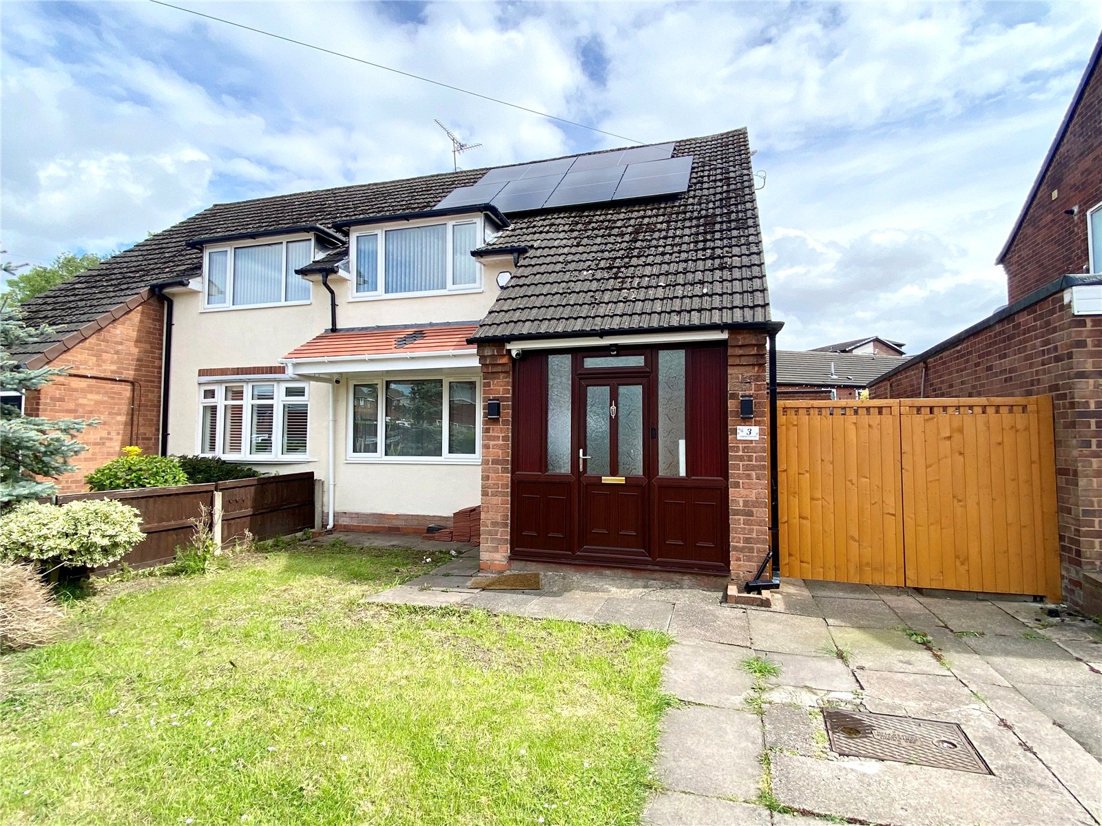 Teagues Crescent, Trench, Telford, TF2 - DB Roberts