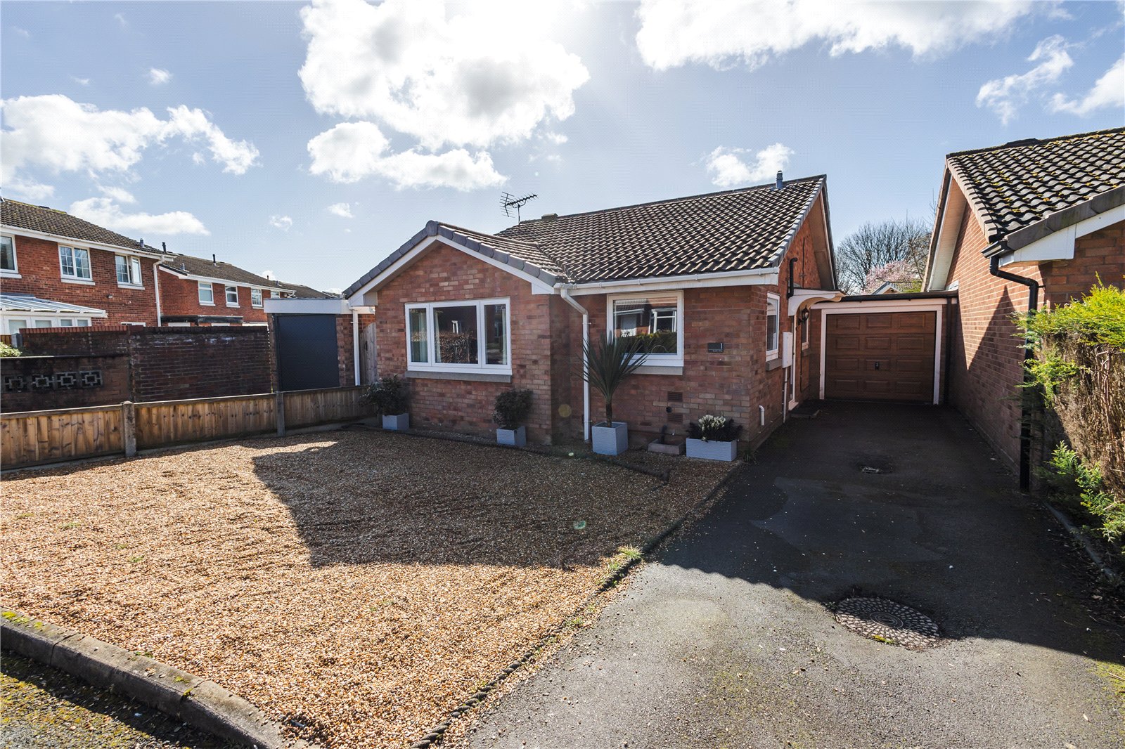 Ruskin Way, Aqueduct, Telford, TF3 - DB Roberts