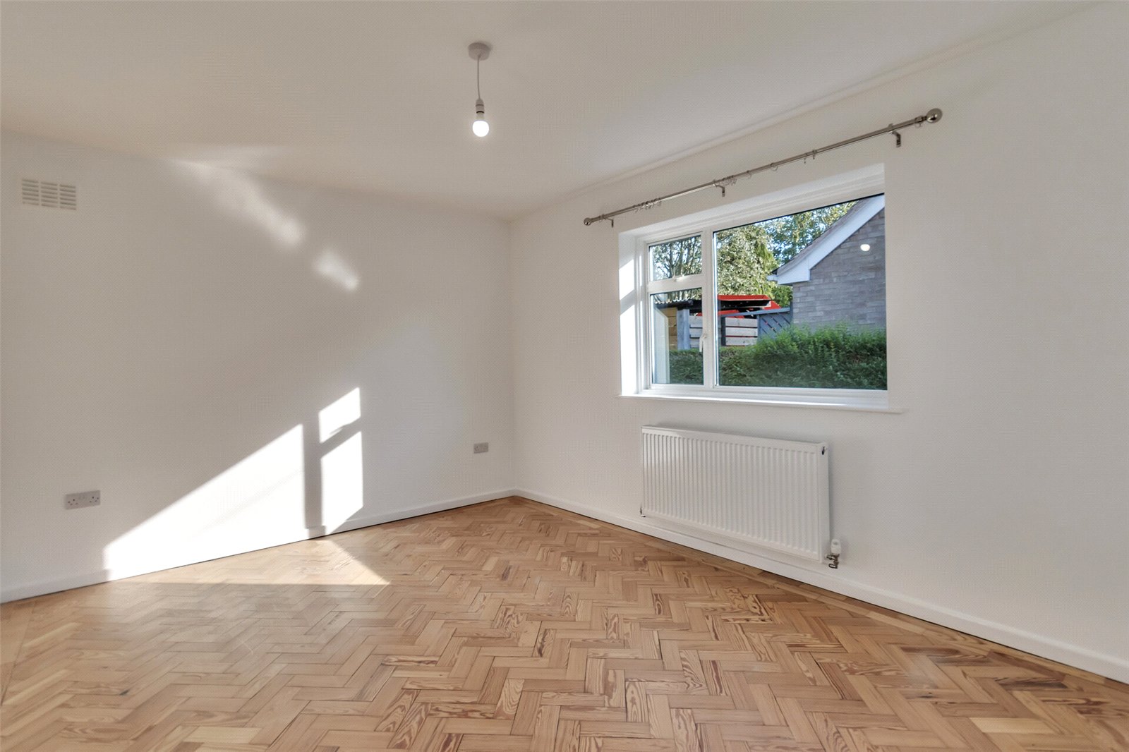 Oakfield Close, Copthorne, Shrewsbury, SY3 - DB Roberts