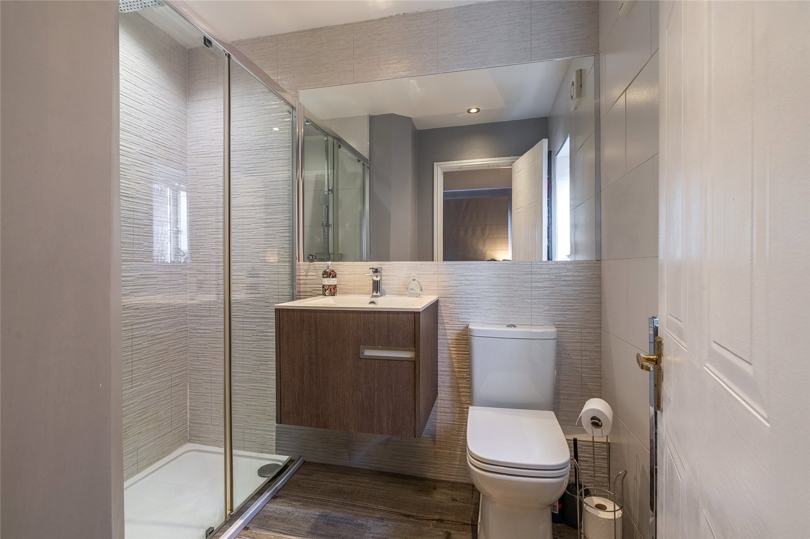 Hedingham Road, Leegomery, Telford, TF1 - DB Roberts
