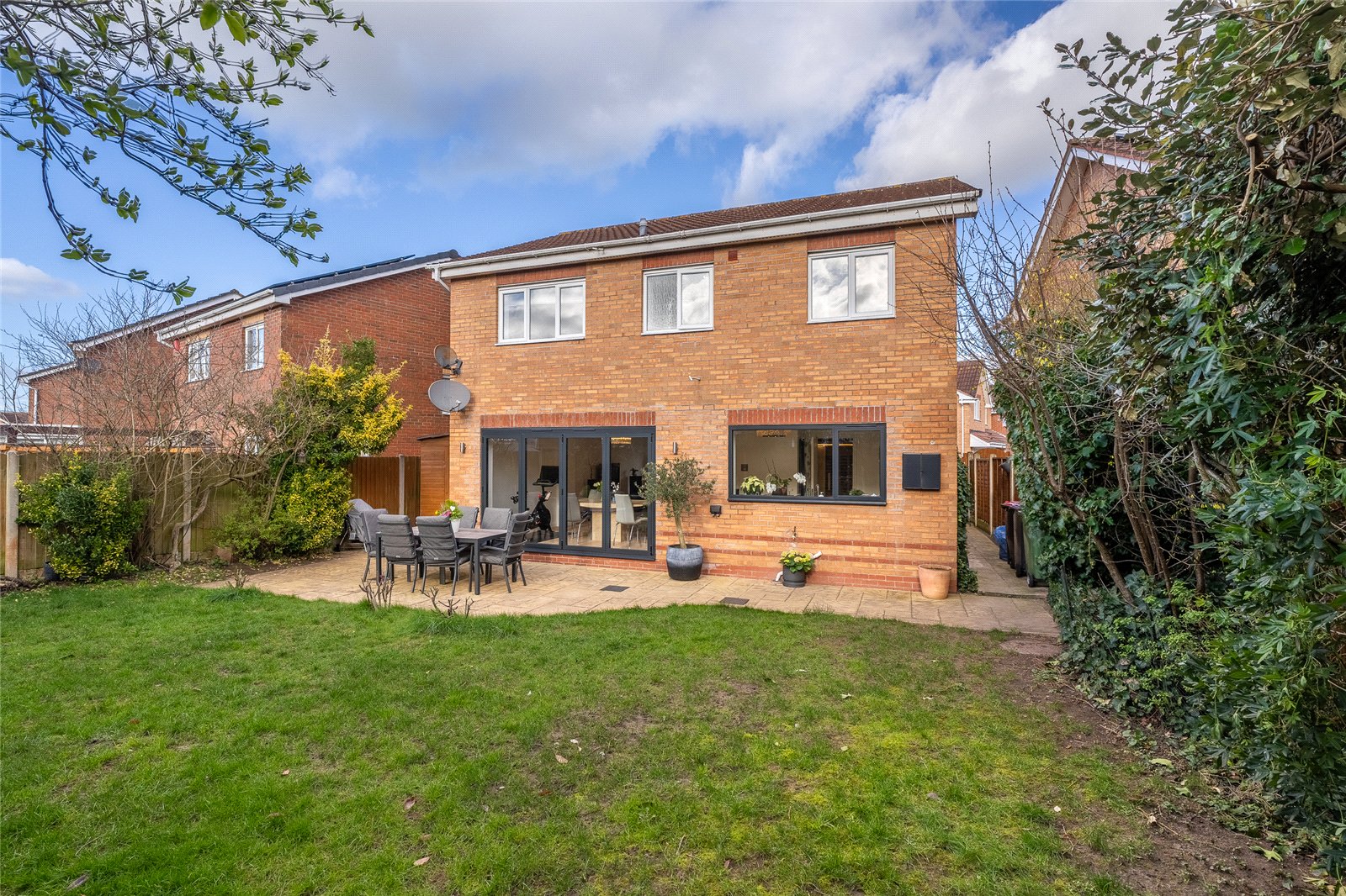 Hedingham Road, Leegomery, Telford, TF1 - DB Roberts