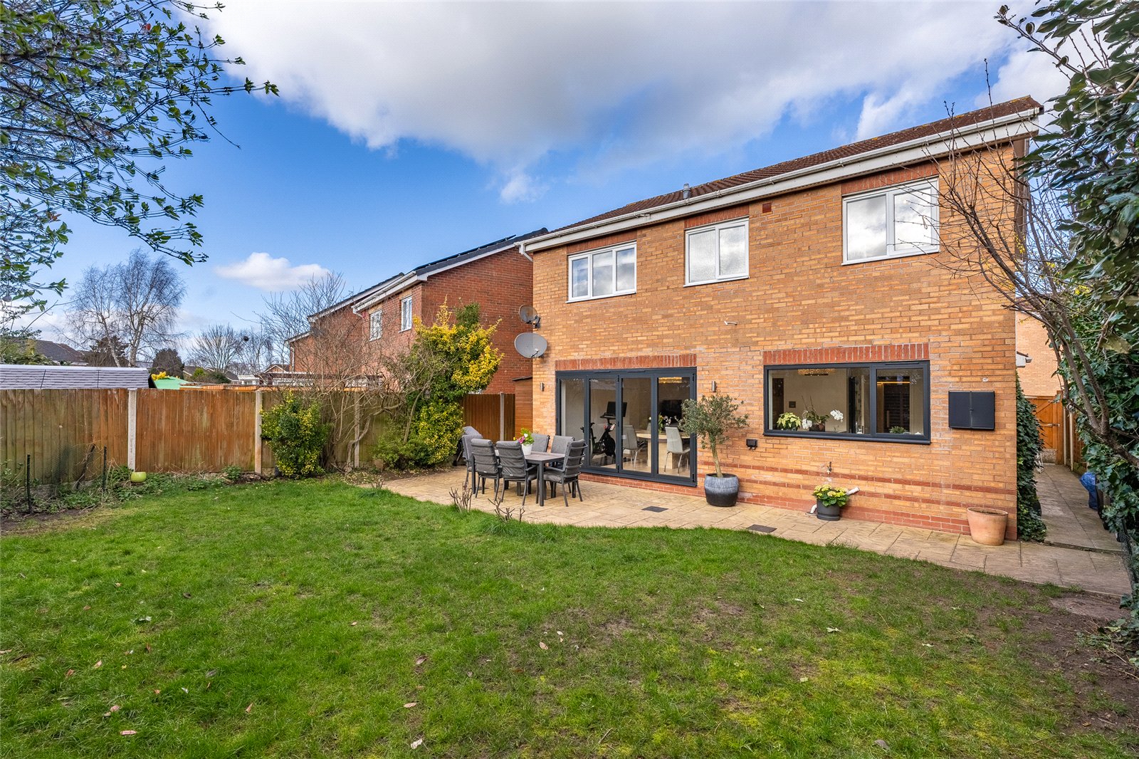 Hedingham Road, Leegomery, Telford, TF1 - DB Roberts