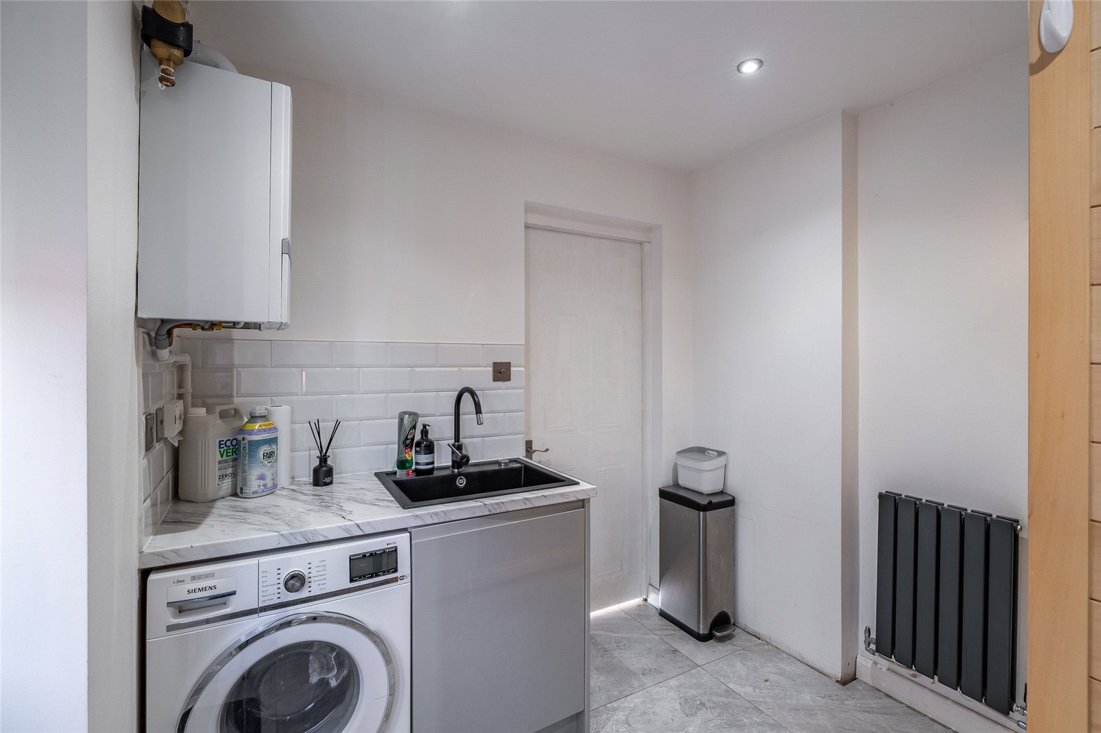 Hedingham Road, Leegomery, Telford, TF1 - DB Roberts