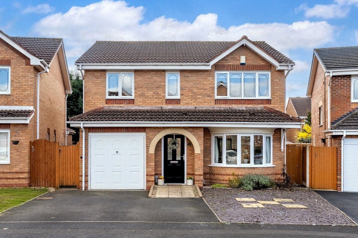 Hedingham Road, Leegomery, Telford, TF1 - DB Roberts
