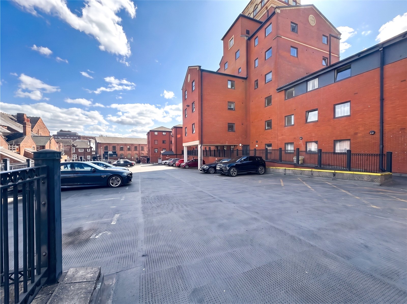 Market Square, Wolverhampton, West Midlands, WV3 - DB Roberts