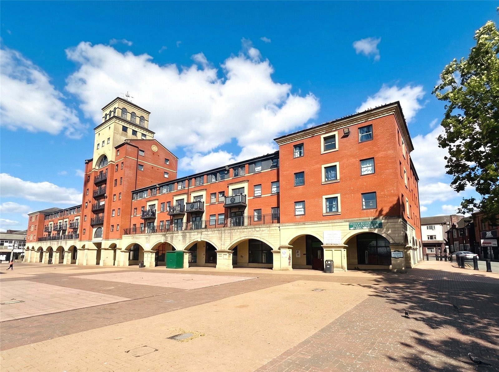 Market Square, Wolverhampton, West Midlands, WV3 - DB Roberts