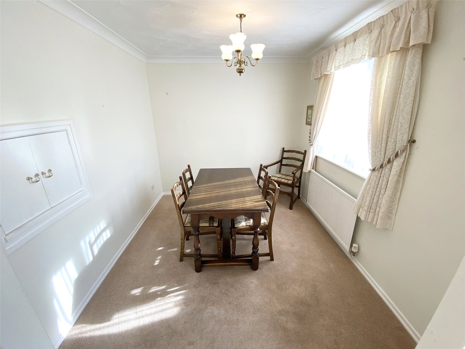 Arundel Close, Randlay, Telford, TF3 - DB Roberts