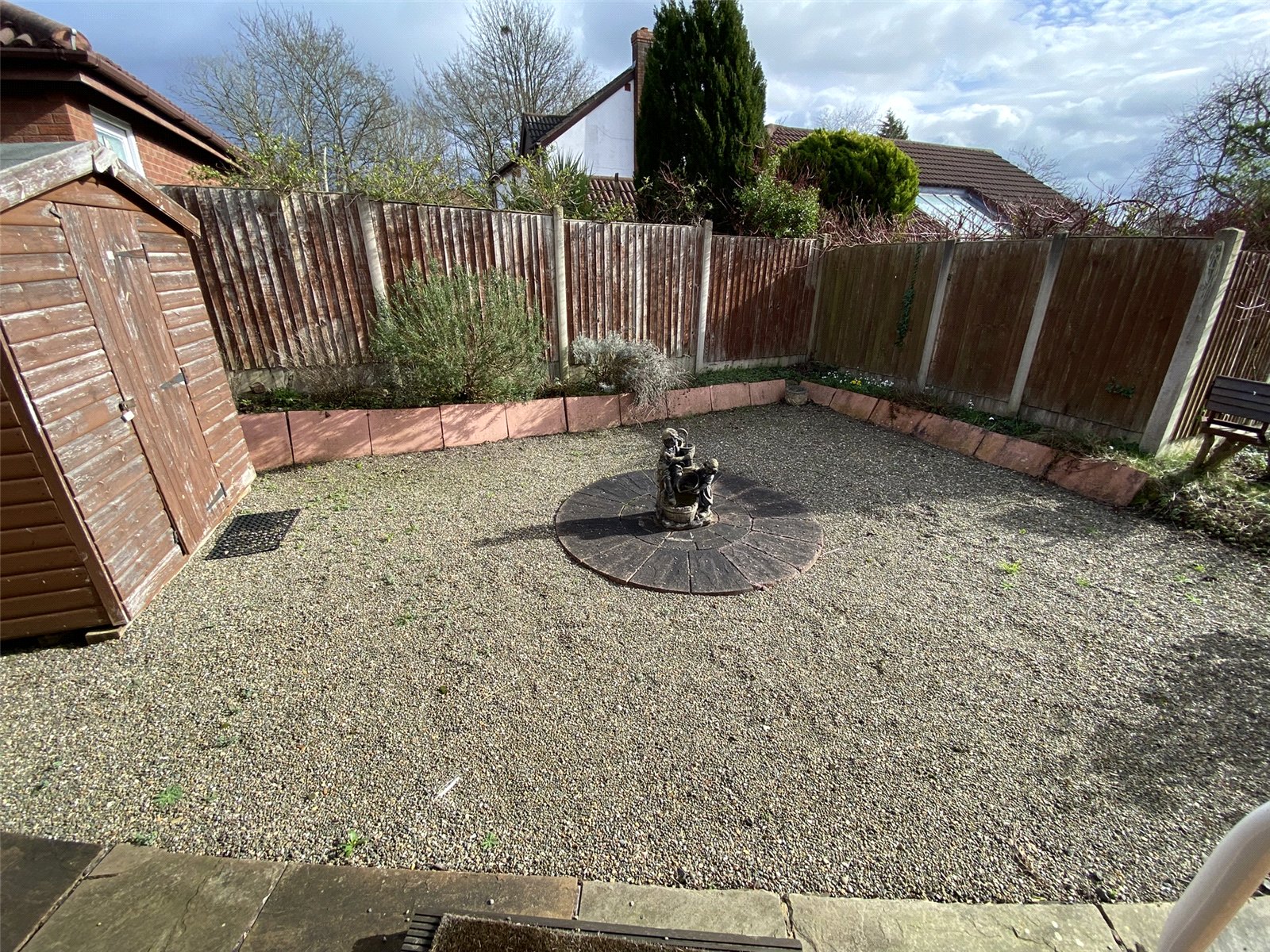 Arundel Close, Randlay, Telford, TF3 - DB Roberts