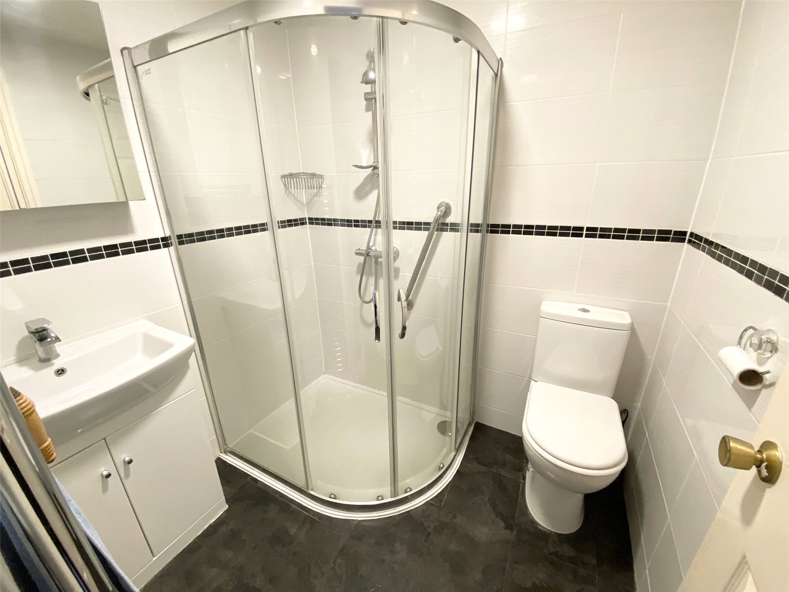 Arundel Close, Randlay, Telford, TF3 - DB Roberts