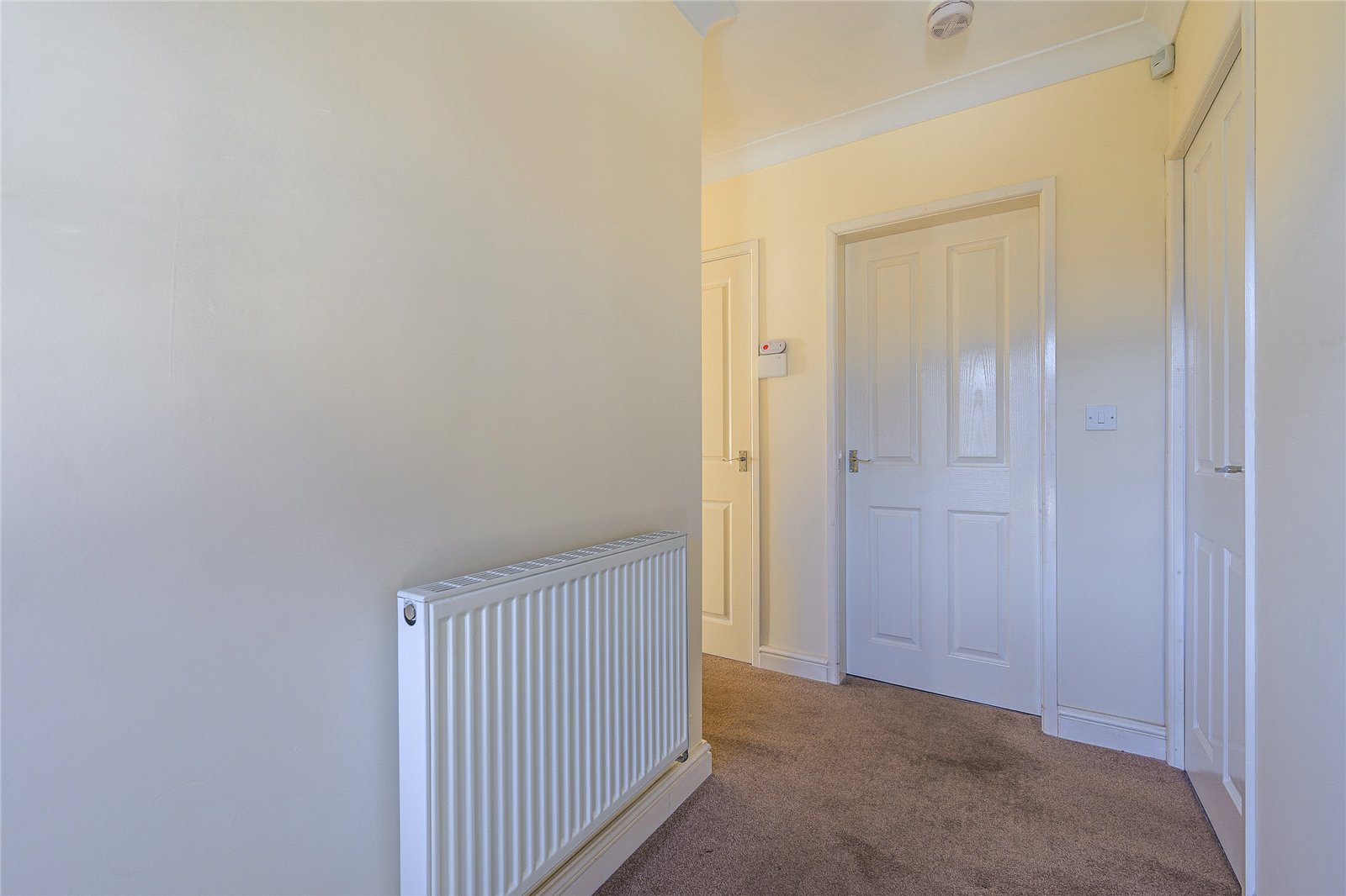 Silverton Way, Wednesfield, Wolverhampton, WV11 - DB Roberts