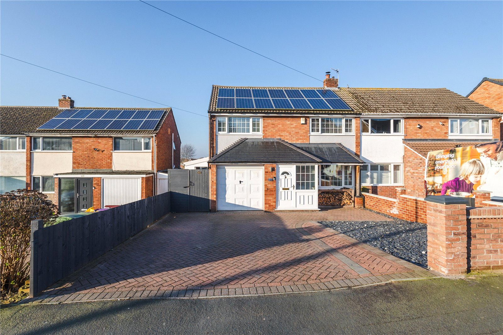 Teagues Crescent, Trench, Telford, TF2 - DB Roberts