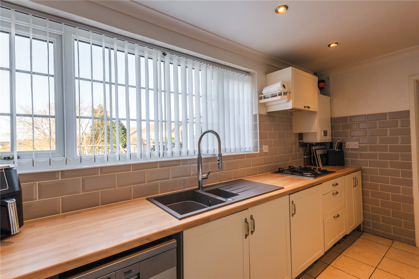 Teagues Crescent, Trench, Telford, TF2 - DB Roberts