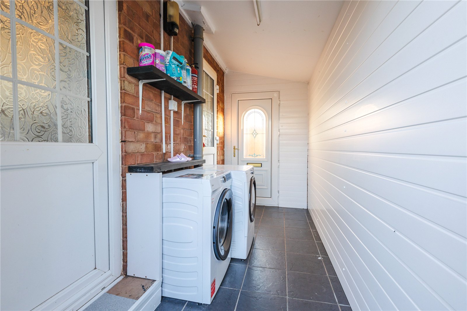 Teagues Crescent, Trench, Telford, TF2 - DB Roberts