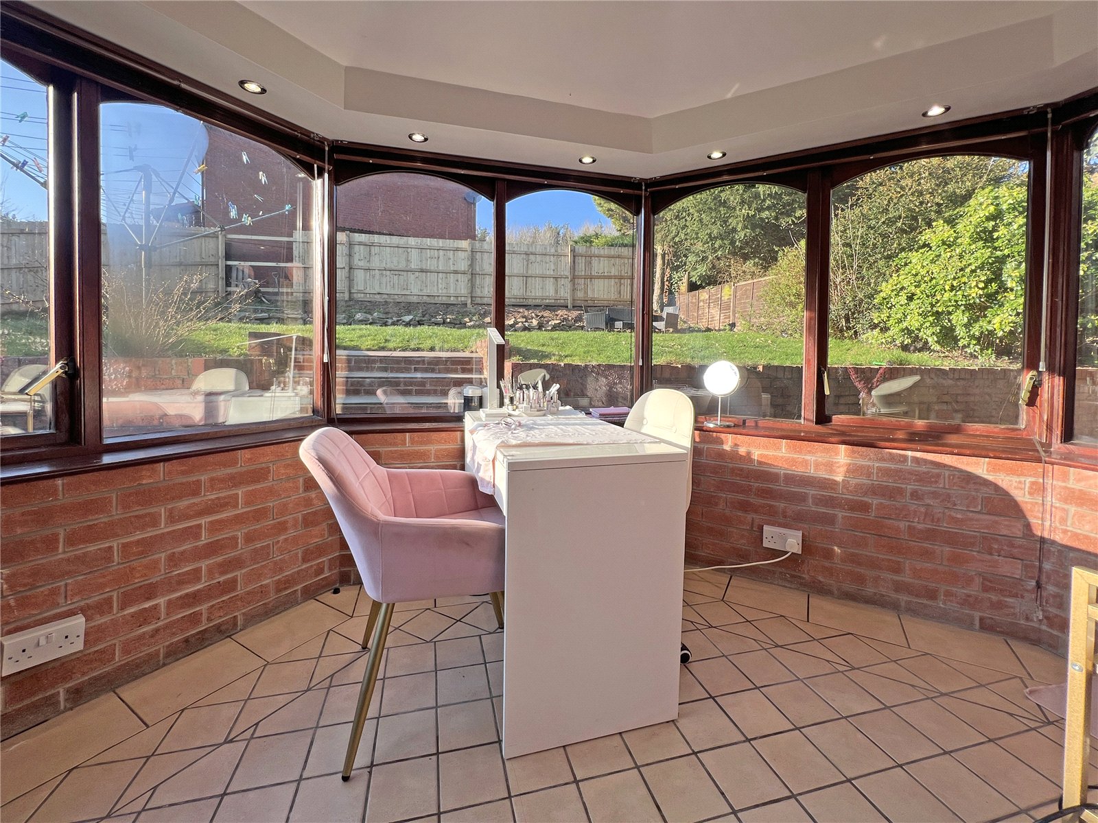 Meadowsweet Drive, Priorslee, Telford, TF2 - DB Roberts