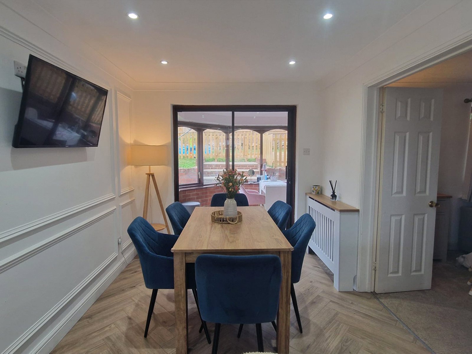 Meadowsweet Drive, Priorslee, Telford, TF2 - DB Roberts