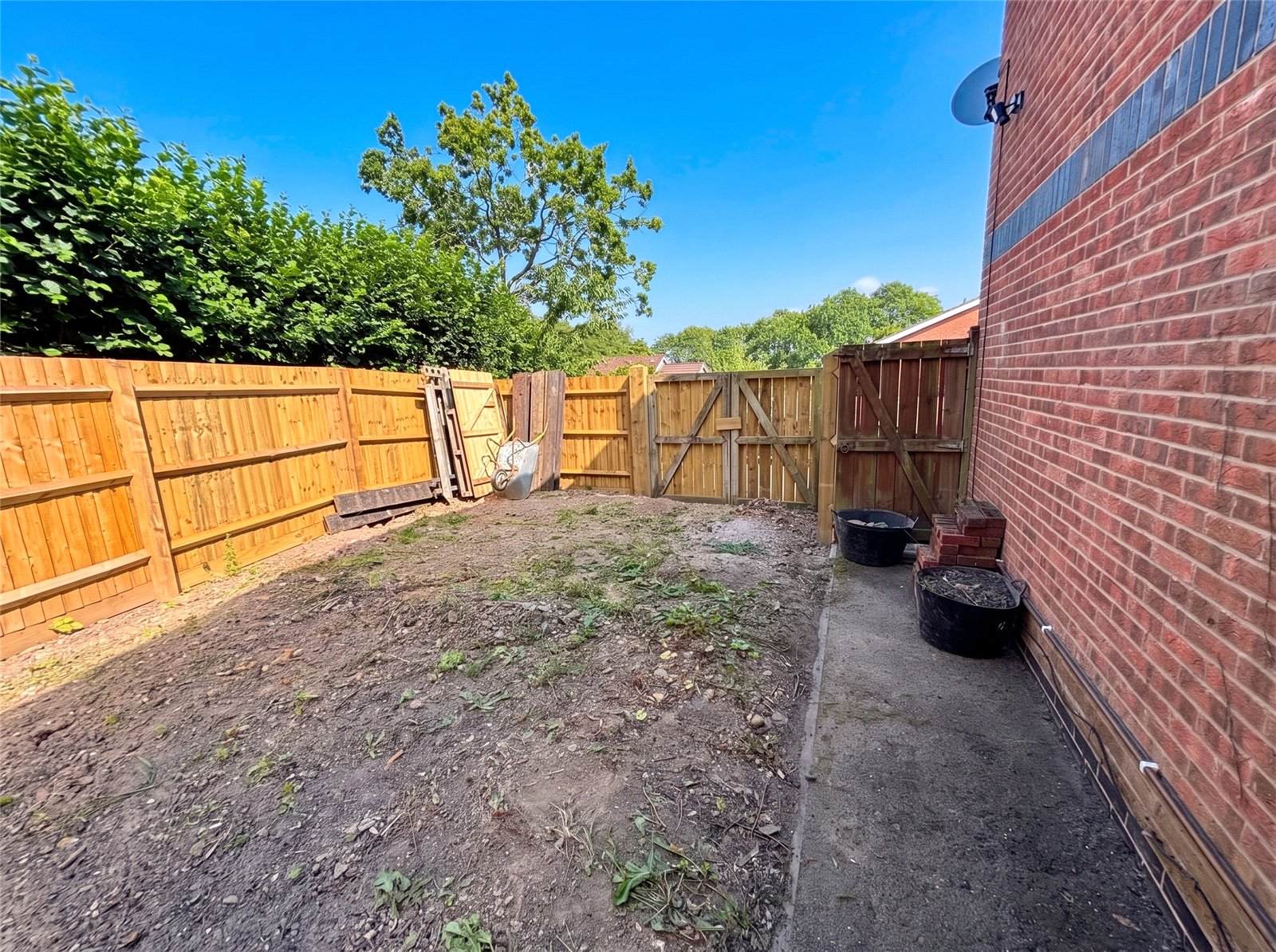 Eleanors Close, Aqueduct, Telford, TF4 - DB Roberts