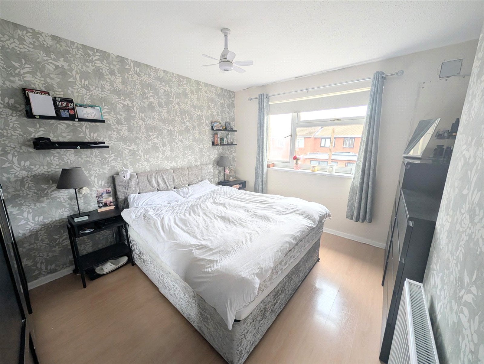 Rathwell Close, Pendeford, Wolverhampton, WV9 - DB Roberts