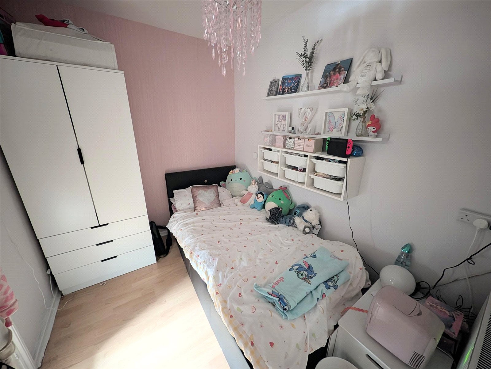Rathwell Close, Pendeford, Wolverhampton, WV9 - DB Roberts