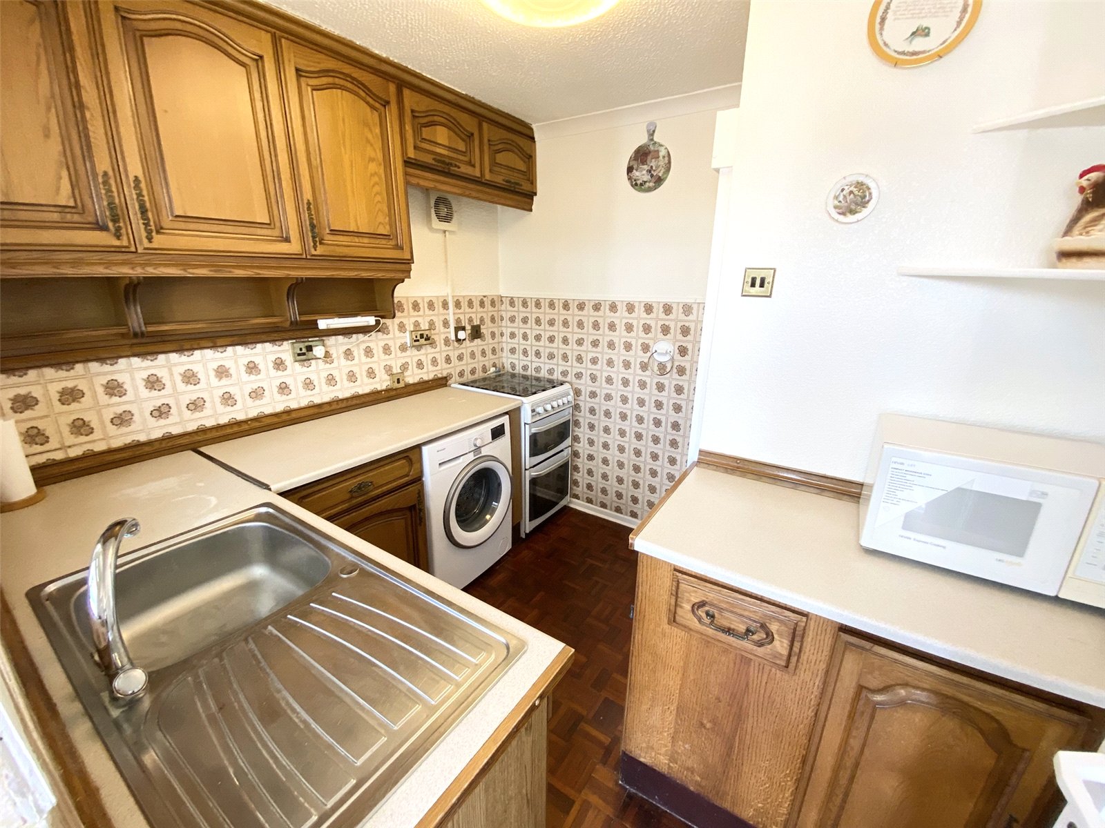 Near Vallens, Hadley, Telford, TF1 - DB Roberts